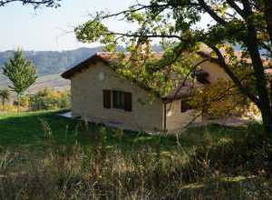 in autunno attira davanti al camino