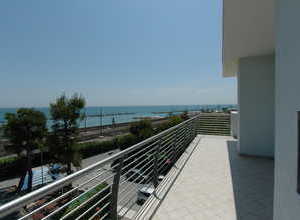 riesige Terrasse - Meer, Meer, Meer