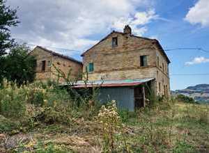 Casa di campagna fatta di mattoni