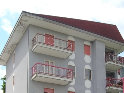 Bright and spacious apartment in Offida