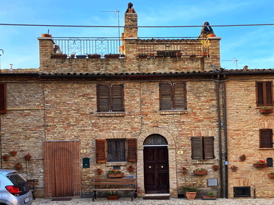Lovely townhouse and great terrace