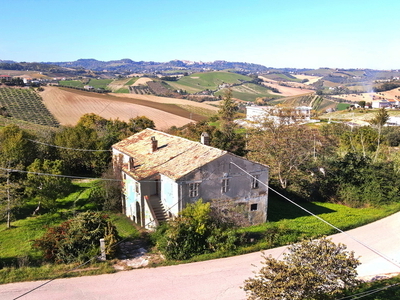 Country house with marvellous mountain view