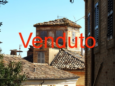 Unique apartment in the centre of Offida with special charm