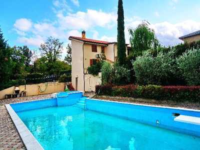 new country house with a beautiful pool - Views over the hills