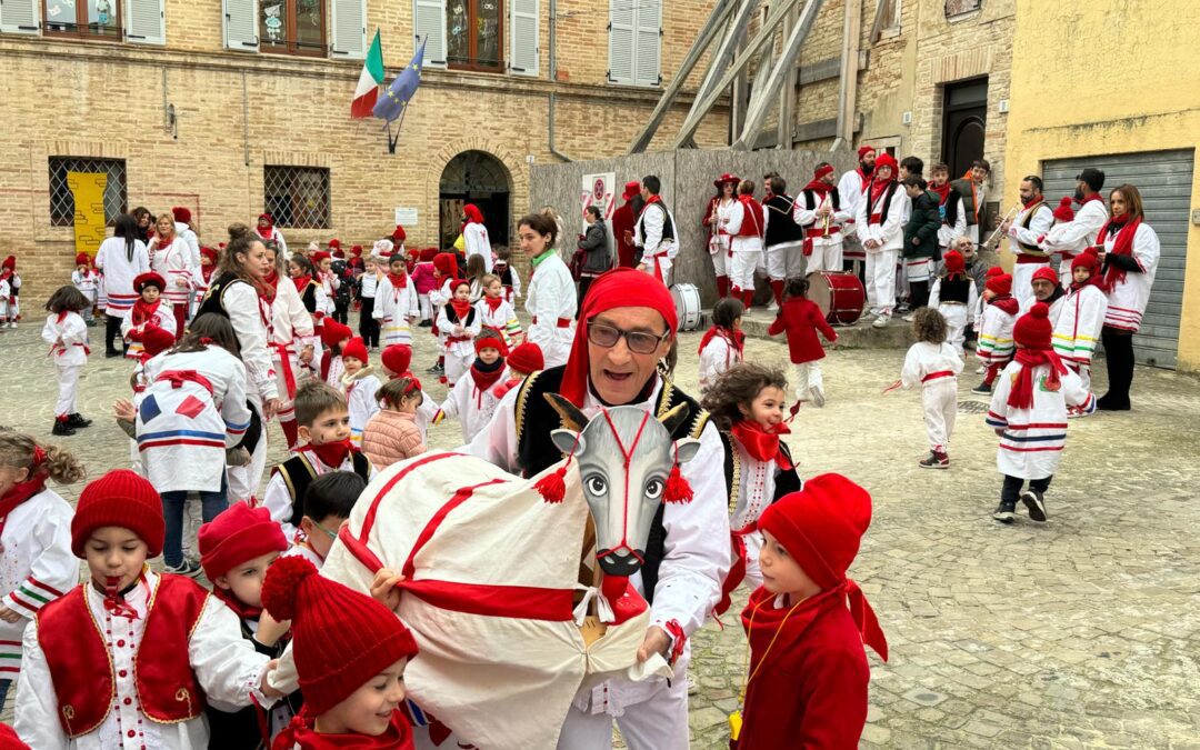 Carnevale nelle Marche: sfilate colorate e tradizioni antiche